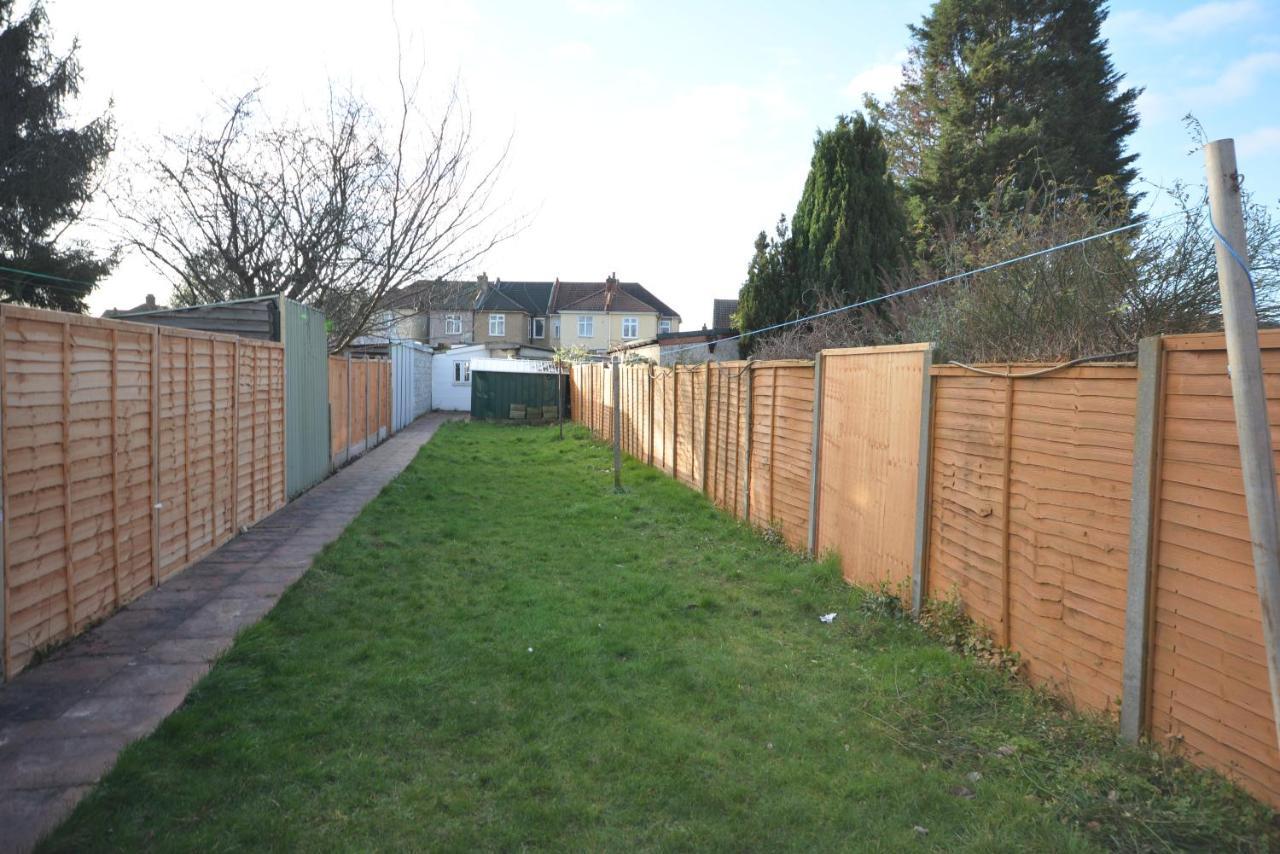 London Luxury 5 Bedroom House 2 Min Walk To The Tube Station سوفيريتو المظهر الخارجي الصورة