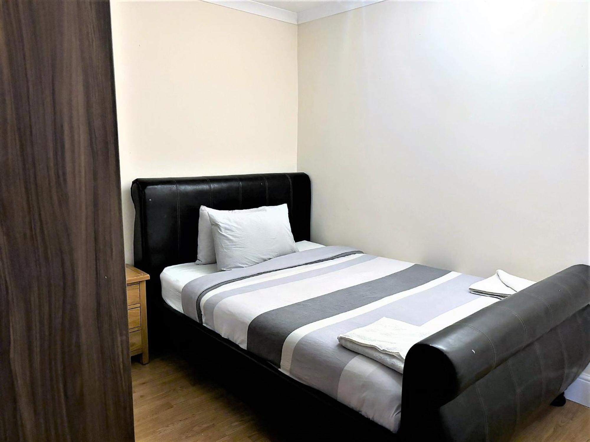London Luxury 5 Bedroom House 2 Min Walk To The Tube Station سوفيريتو المظهر الخارجي الصورة
